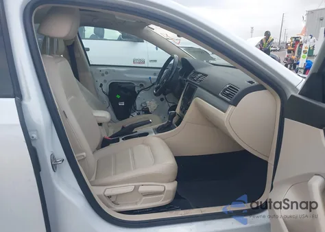 2019 Volkswagen Passat 2.0T Wolfsburg Edition from USA, damaged, VIN 1VWLA7A33KC005980